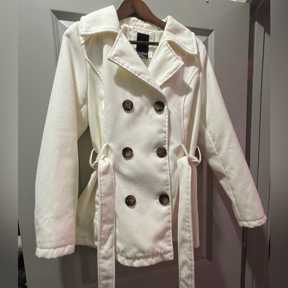 ME JANE High quality women’s coat. SHELL: 100% POLYESTER  LINING: 100% POLYESTER